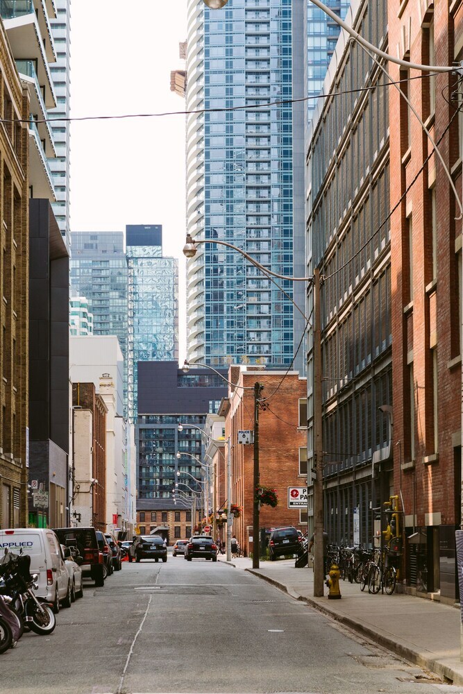 Quickstay - Yorkville Paradise (Yonge & Bloor)