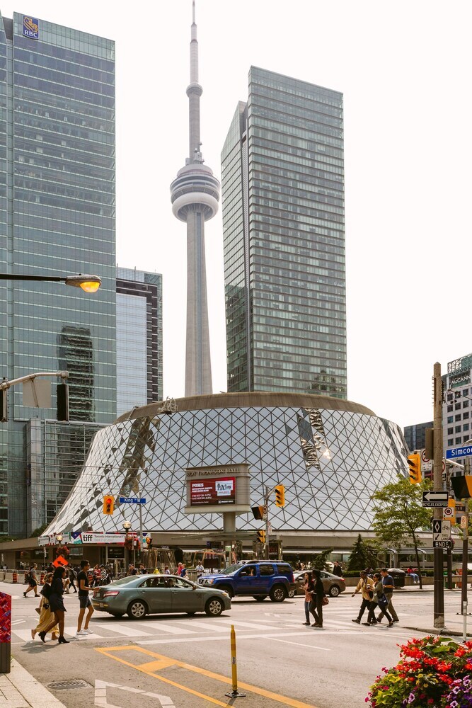 Quickstay - Yorkville Paradise (Yonge & Bloor)