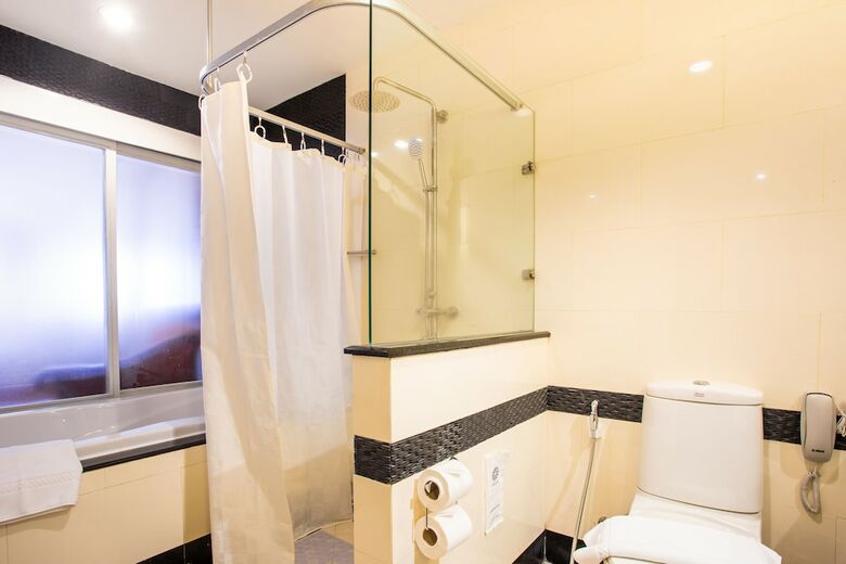 Floral Hotel � Dolphin Circle Pattaya