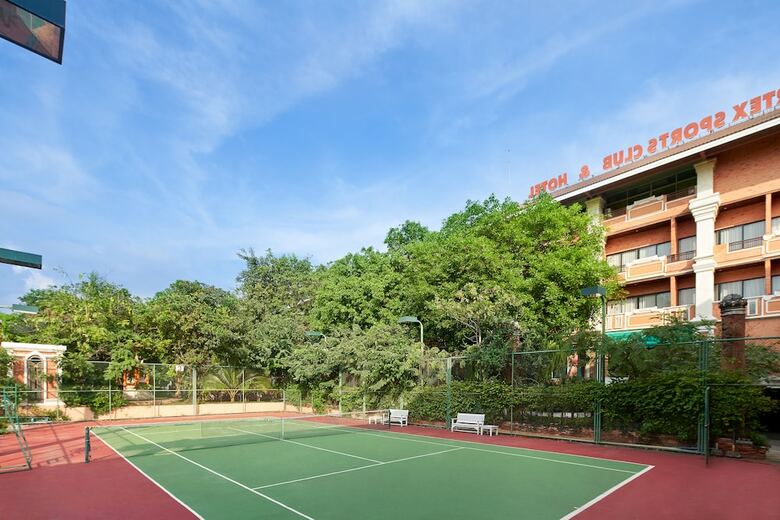 Floral Hotel � Dolphin Circle Pattaya