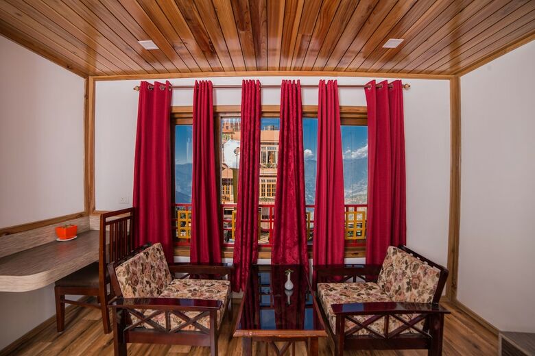 Hotel Buddha Retreat