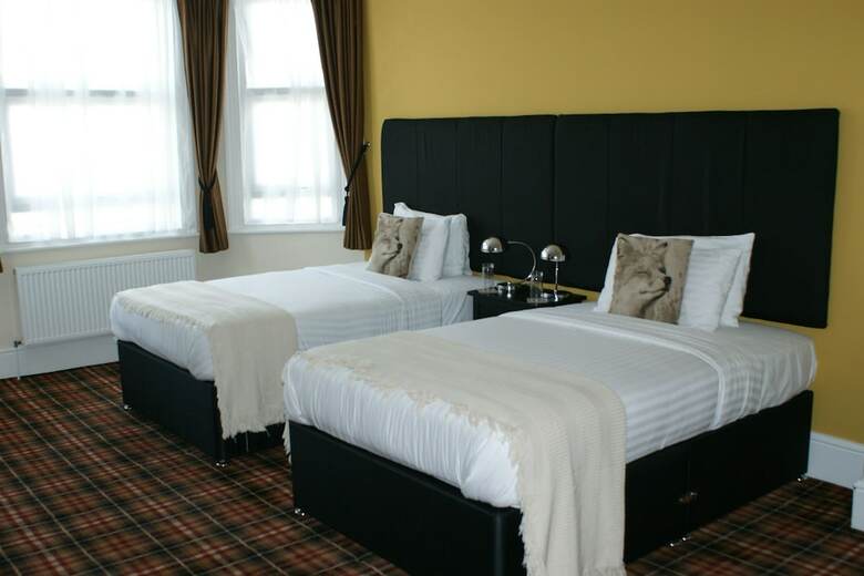 Bed & Breakfast 10 To 12 Folkestone