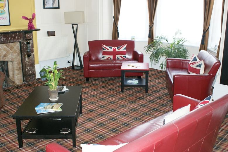 Bed & Breakfast 10 To 12 Folkestone
