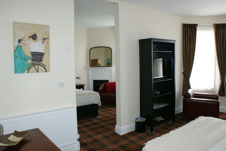 Bed & Breakfast 10 To 12 Folkestone