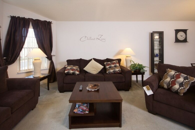 Villas At Island Club