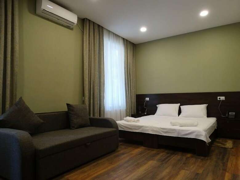 Hotel Iveria