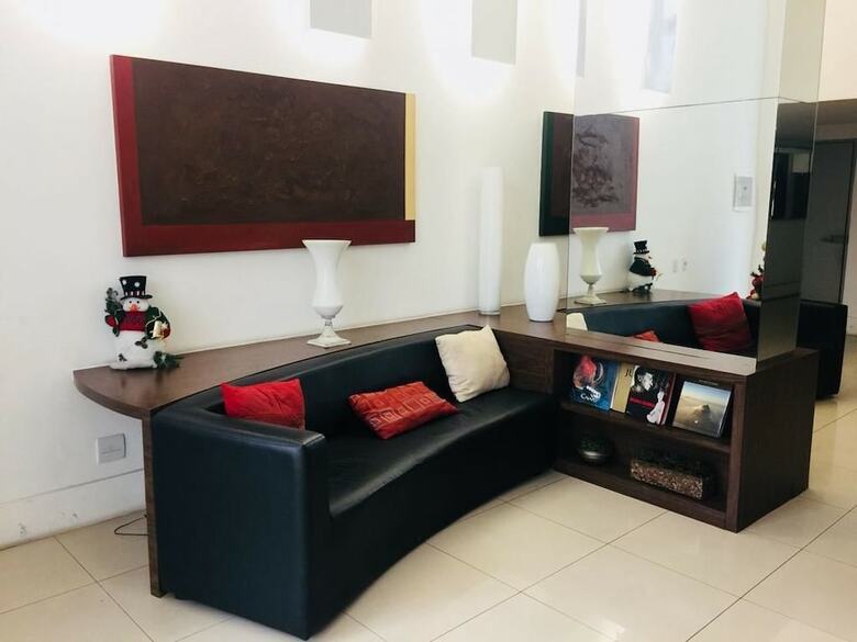 Gir�o House Apart