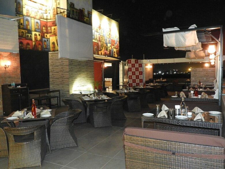 Hotel Jk Rooms 118 Urban Hermitage