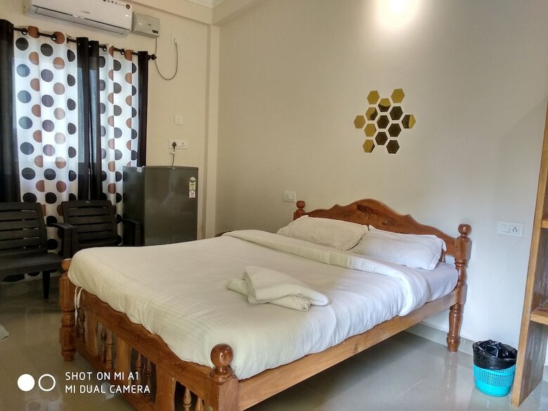 Hotel Candolim Beach Place