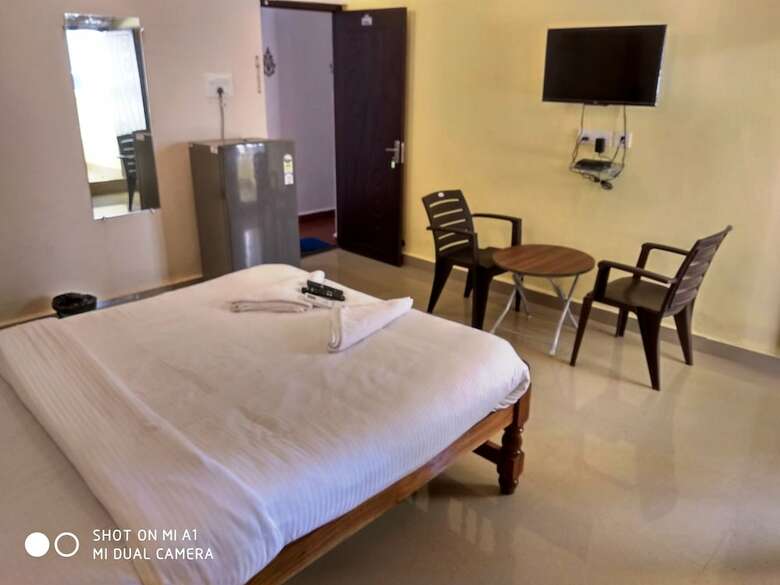Hotel Candolim Beach Place
