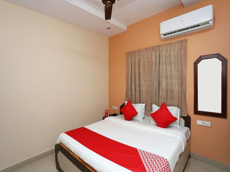 Oyo 14711 Hotel Natraj