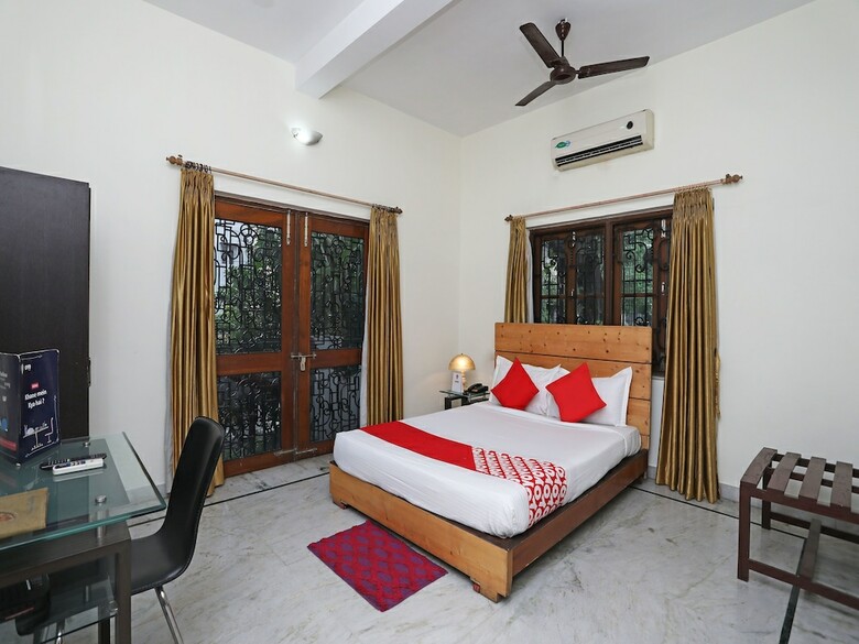 Hotel Oyo 1235 Salt Lake Sector 1