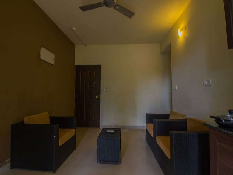 Apartamentos Oyo 16780 Home 2bhk With Pool Assagaon