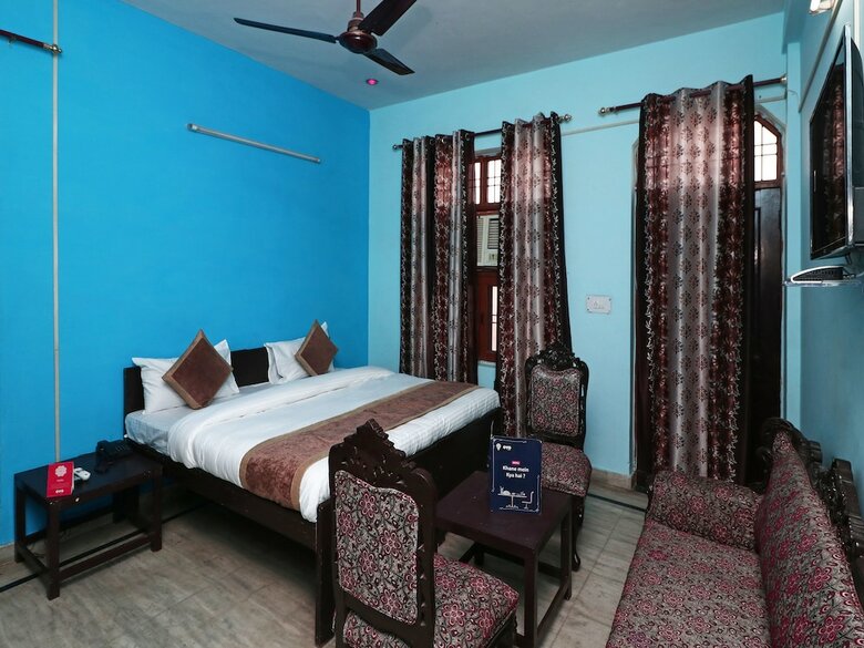 Hotel Oyo 16146 Royal Guest House