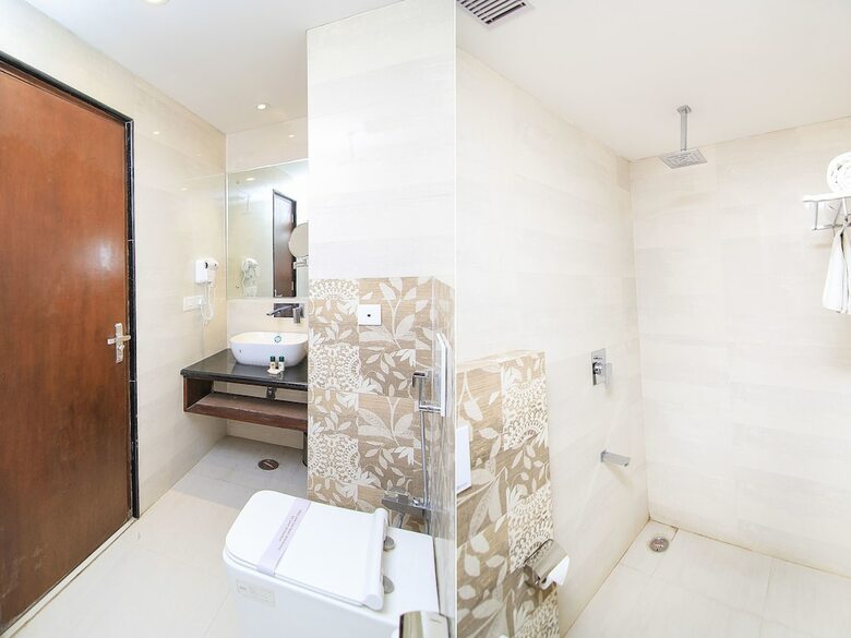 Hotel Capital O 15351 Vikram Palace