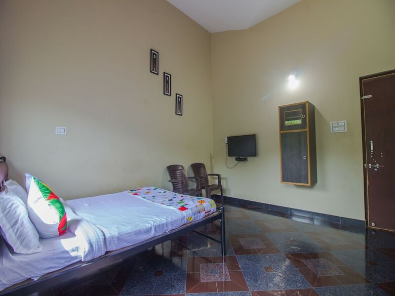 Hotel Oyo 16412 Home Cozy Studio Parra