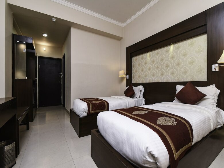 Oyo 16545 Hotel Kant
