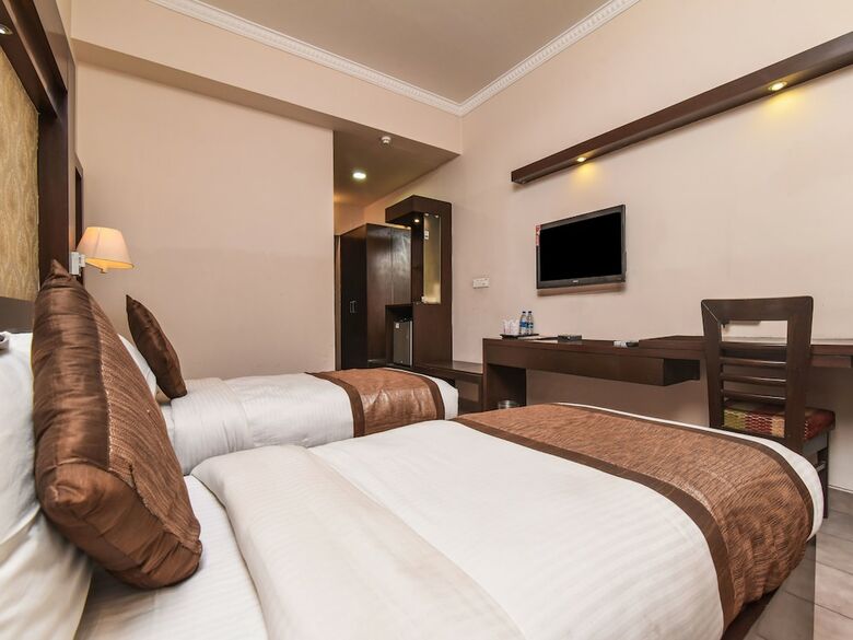 Oyo 16545 Hotel Kant