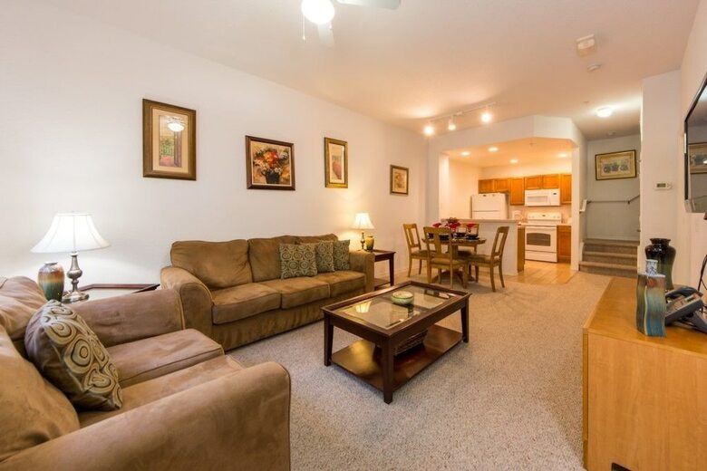 Apartment & Town Homes Close To Disney