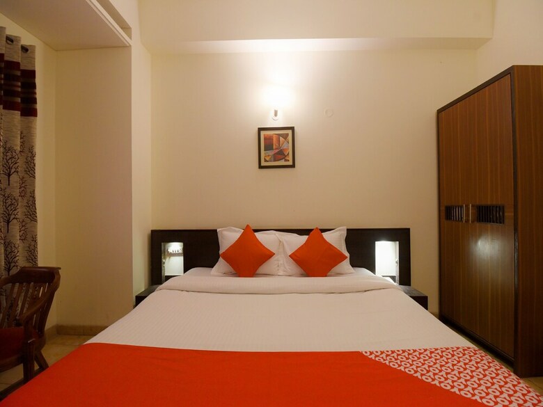 Hotel Oyo 17097 Kenwood Resort