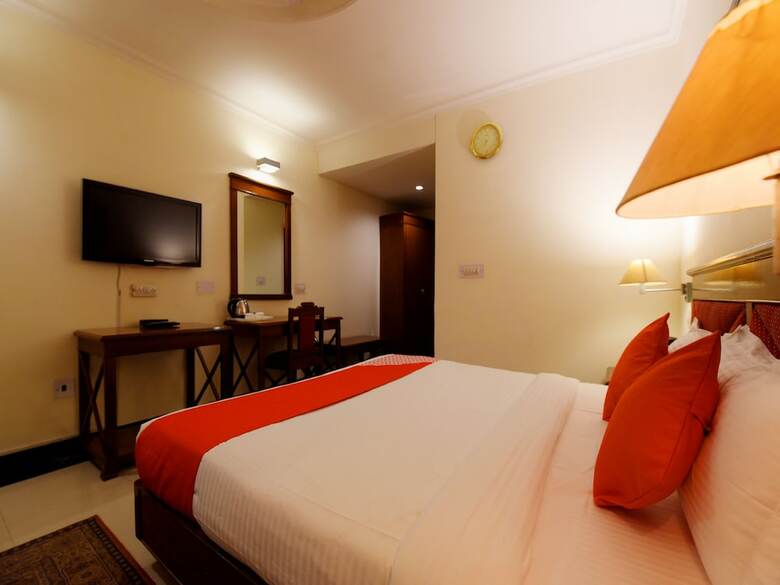 Hotel Oyo 17097 Kenwood Resort