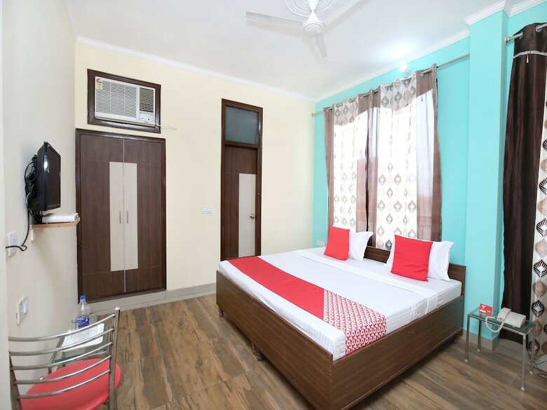 Oyo 15067 Hotel Ashoka