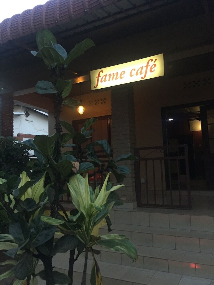 Hotel Fame Guest House