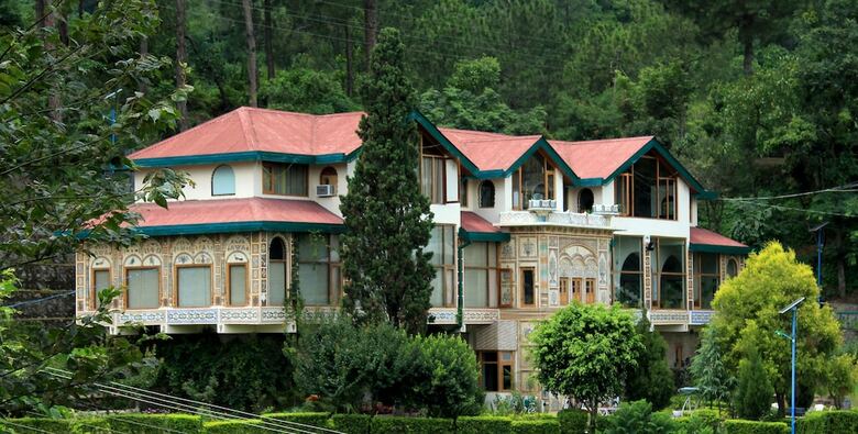 Hotel Alcor Spa Resort Kasauli