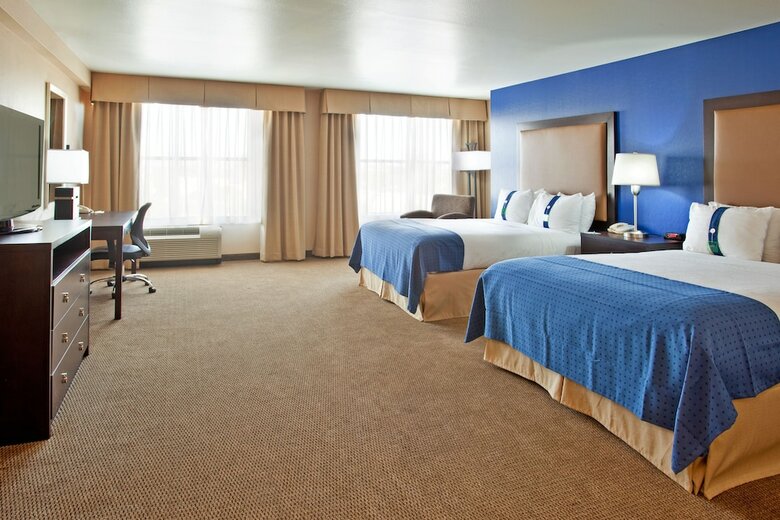 Holiday Inn Hotel & Suites Phoenix Airport