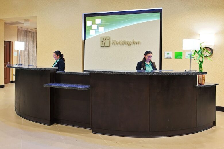 Holiday Inn Hotel & Suites Phoenix Airport