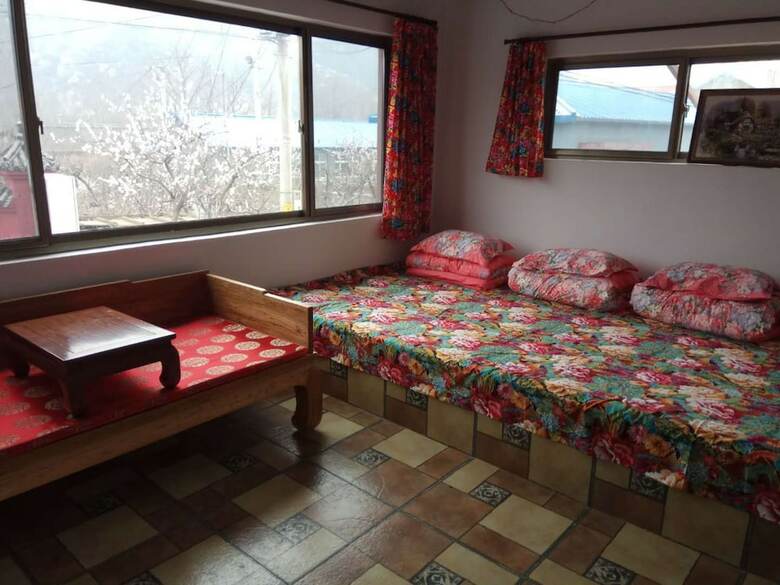 Hotel R&r Lodge-traditional Cottage Great Wall