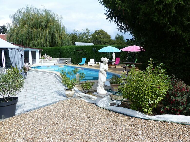 Hotel Les Dauphins de Mareuil