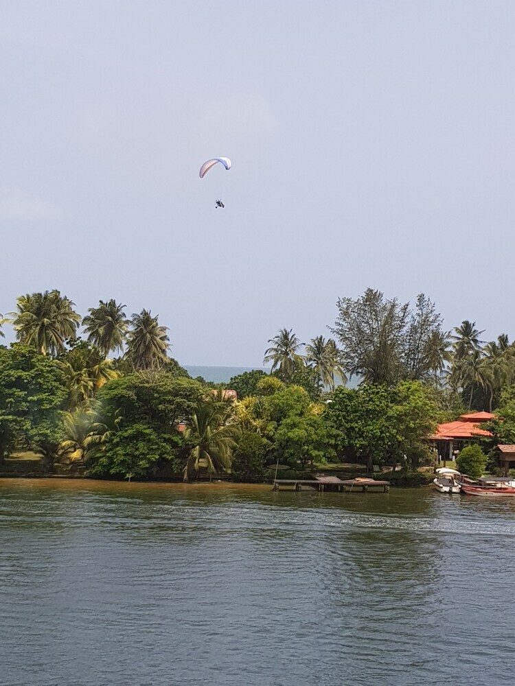Bed & Breakfast Amber House Lanka