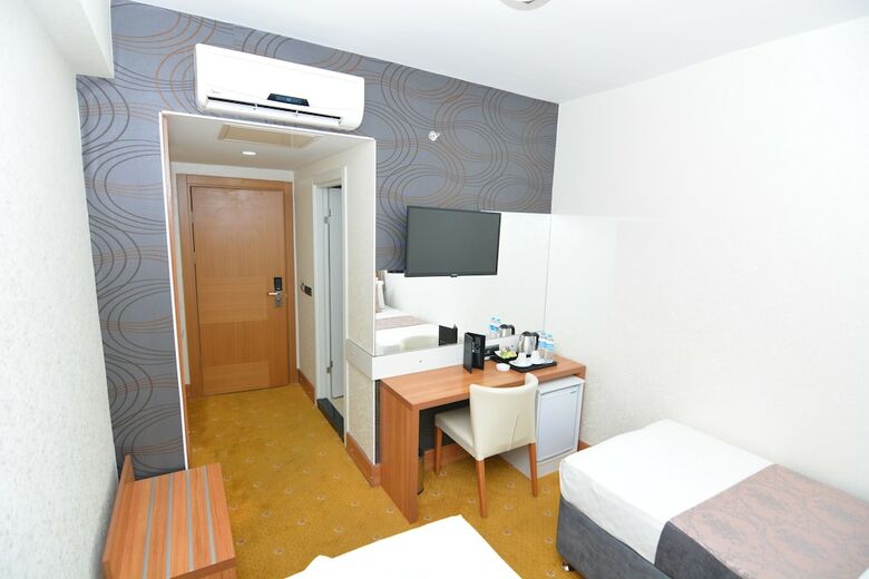 Hotel Grand Sah Otel