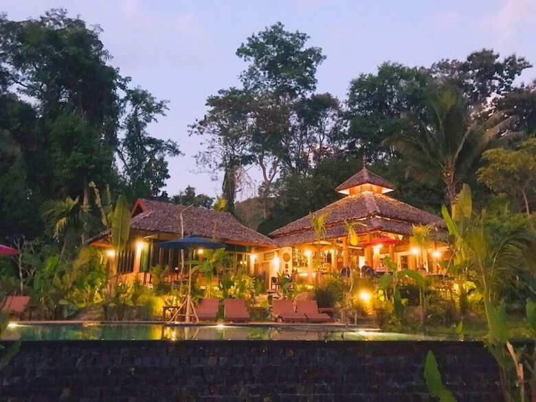 Hotel Fern Resort