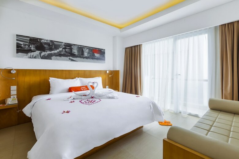 Harris Hotel Kuta Galleria