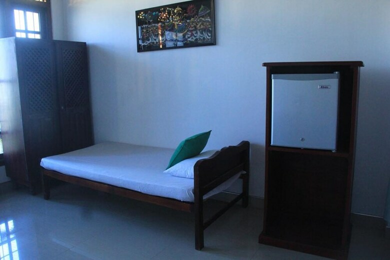 Hotel Yoho Villa Tropicana