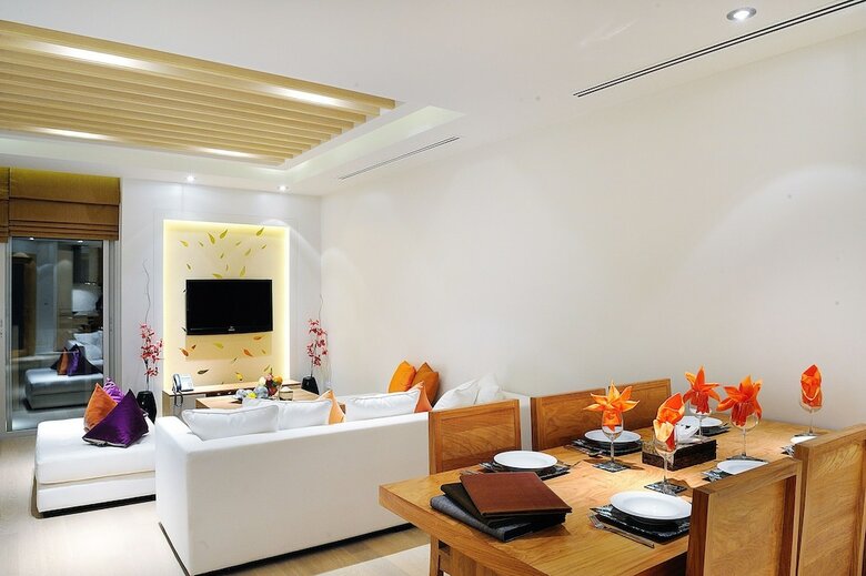 Aparthotel Beachfront Phuket Seaview Suites