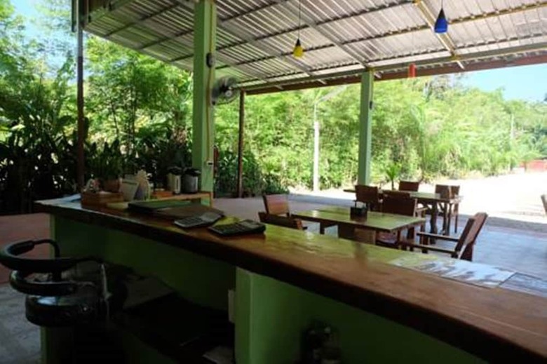 Hotel Khaosok Bamboo Huts Resort