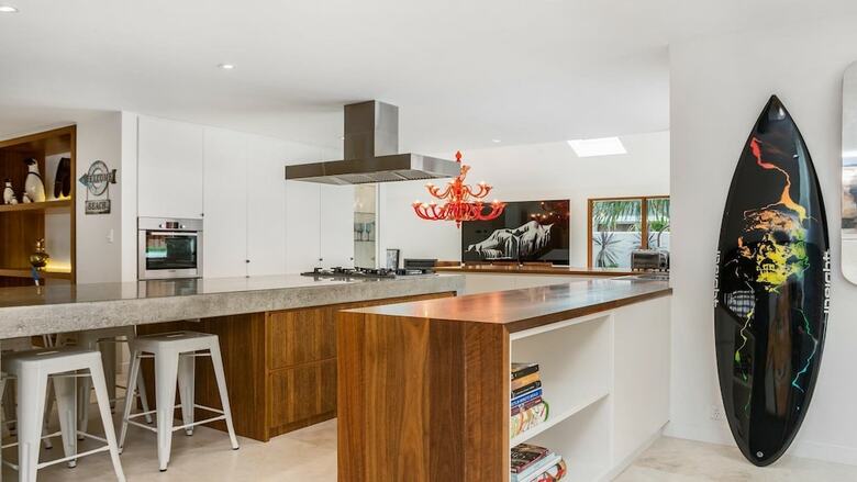 Onecoral - Contemporary Beach Living