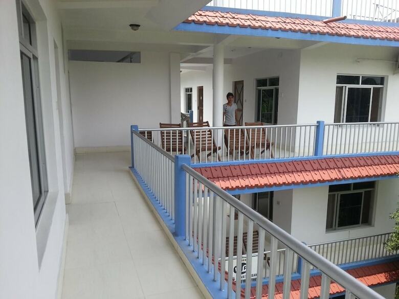 Hotel Shiva's Dream