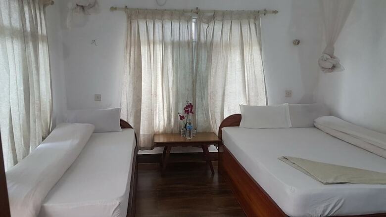 Hotel Shiva's Dream