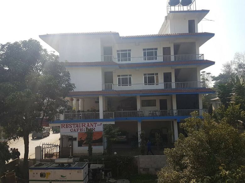 Hotel Shiva's Dream