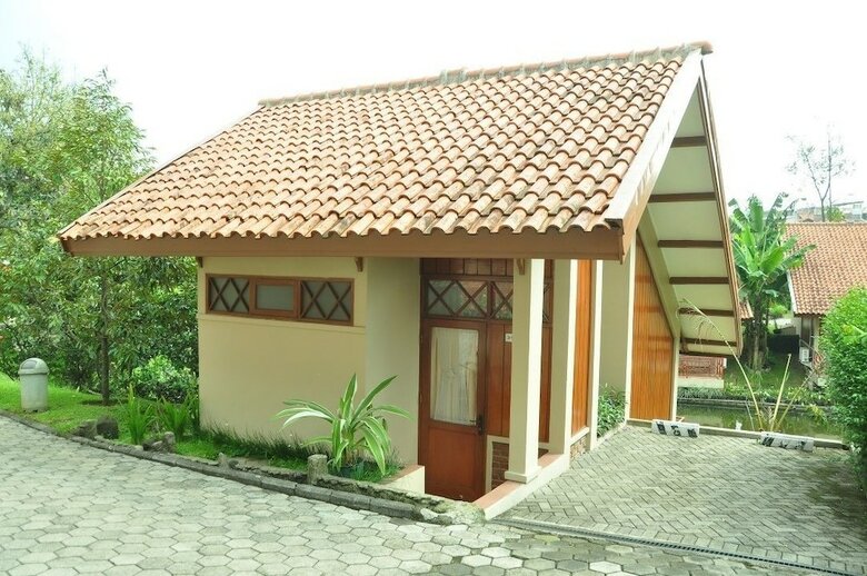 Ahadiat Hotel & Bungalow