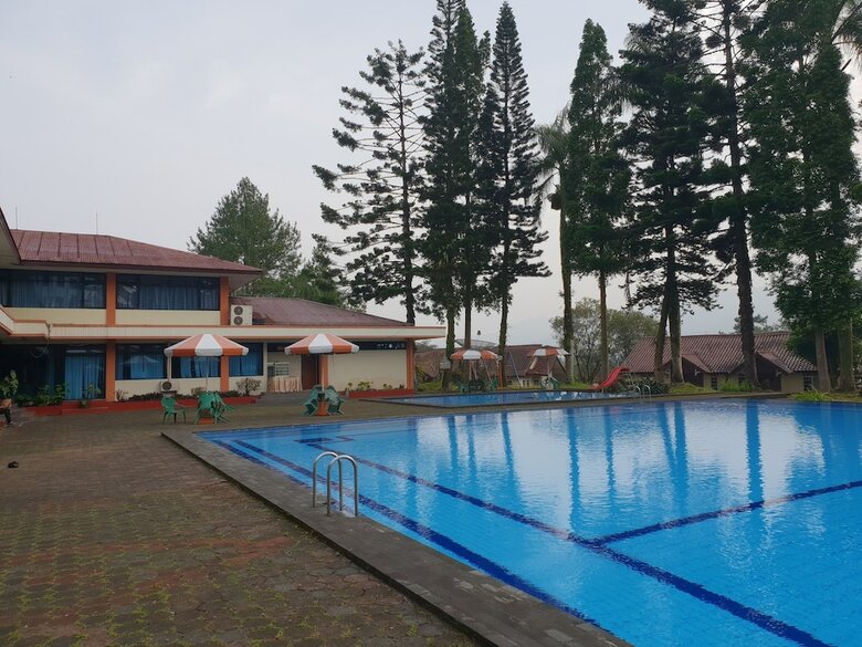 Bed & Breakfast Cisarua Indah Cottage