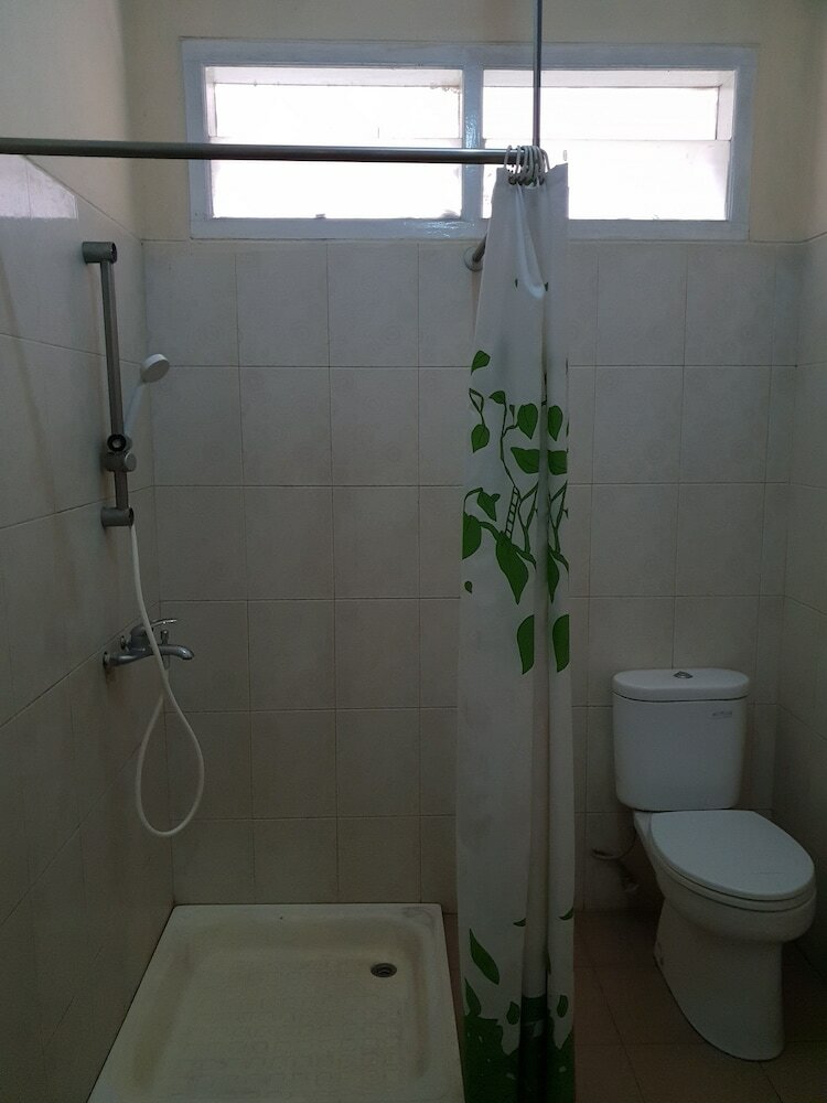 Bed & Breakfast Cisarua Indah Cottage