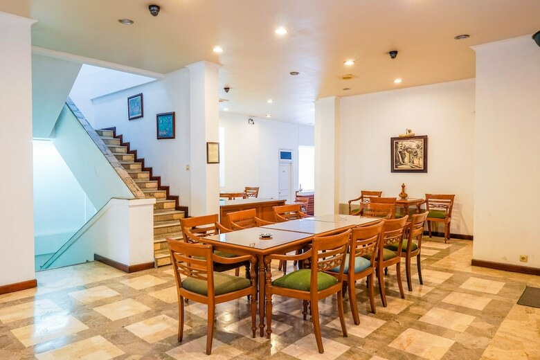 Oyo 1452 Hotel Utari