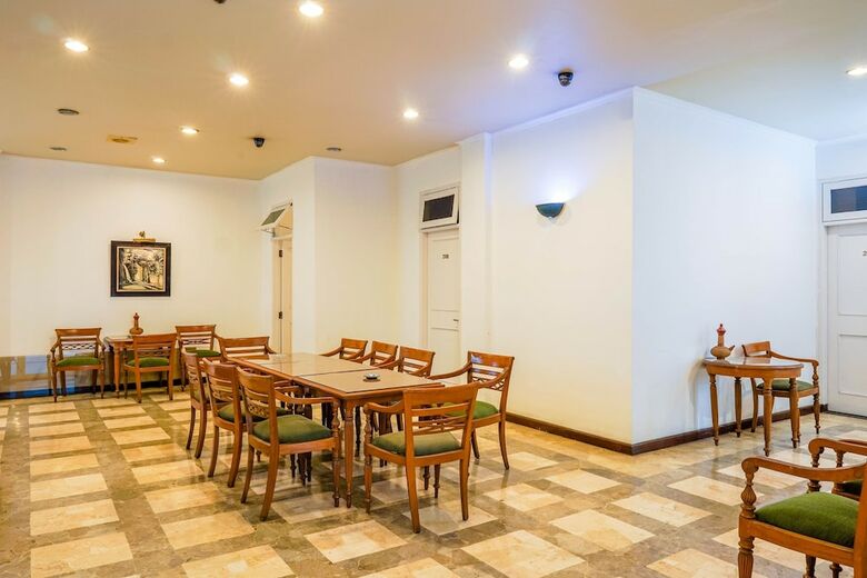 Oyo 1452 Hotel Utari