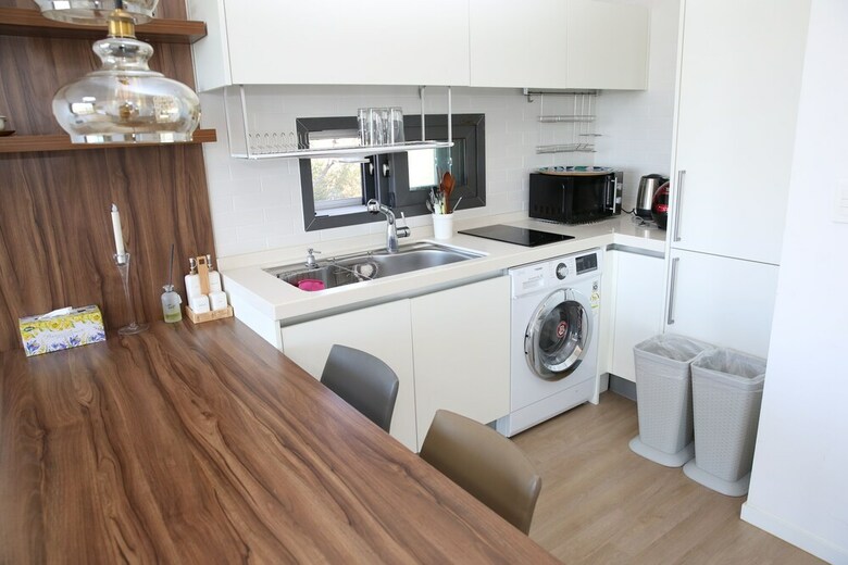 Pension Aewol Bada Town House