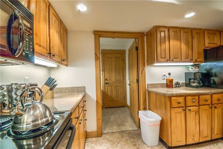 Canyon Creek B 204